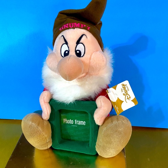 DISNEY STORE NWT 90’s SNOW WHITE AND THE SEVEN DWARFS GRUMPY PHOTO FRAME PLUSH - Picture 3 of 11